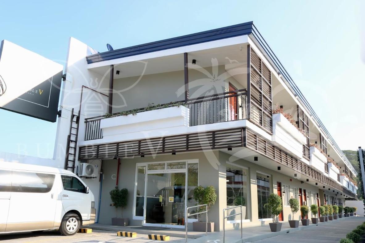 Bumble V Subic Hotel Olongapo Exterior photo
